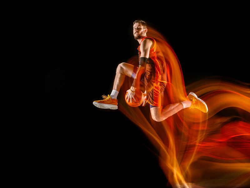 皮尔斯:我恨死短袖球衣了,但圣诞配色不错